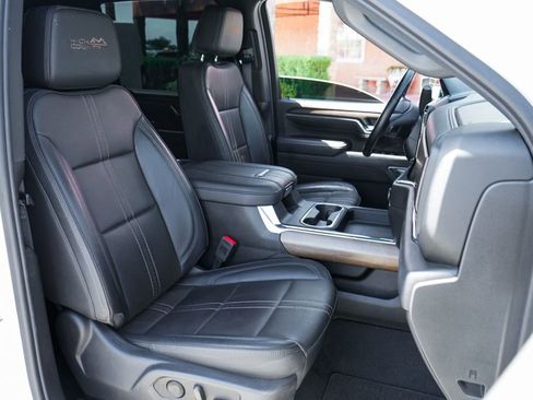 Used 2024 Chevrolet Silverado 3500 High Country w/ High Country Premium Package AWD/4WD image 44