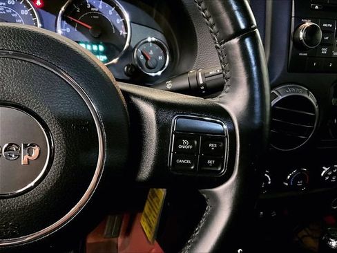 Used 2017 Jeep Wrangler Unlimited Sport w/ Quick Order Package 24S AWD/4WD image 19