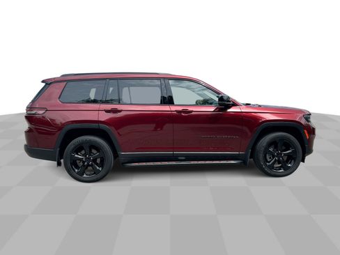 Used 2023 Jeep Grand Cherokee L Laredo AWD/4WD image 10
