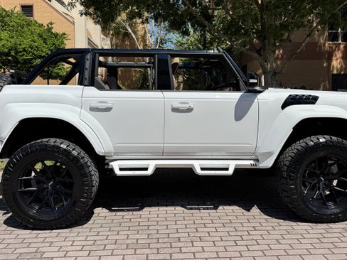 Used 2024 Ford Bronco Raptor AWD/4WD image 9