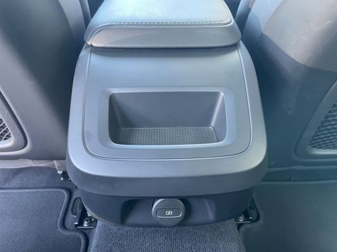 Used 2024 Volvo S60 B5 Core image 24