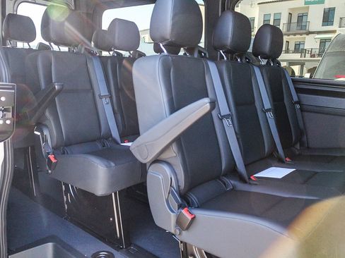 New 2025 Mercedes-Benz Sprinter 2500 image 27