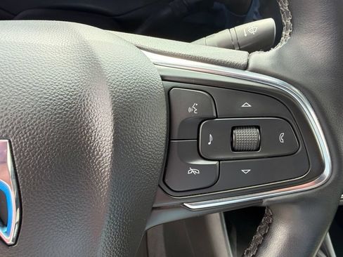 Used 2024 Buick Envista Avenir FWD image 25