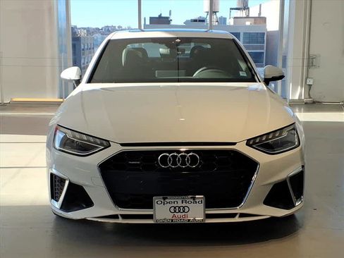 Used 2023 Audi A4 2.0T Premium Plus w/ Premium Plus Package image 2