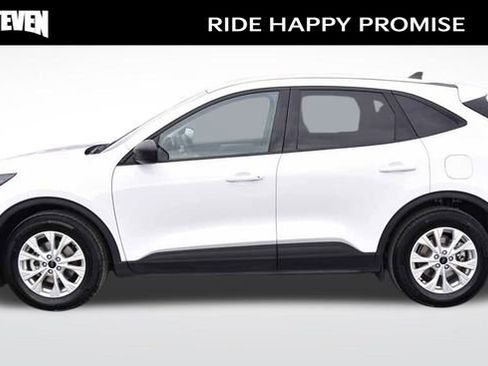 Used 2025 Ford Escape Active image 2