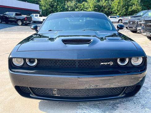 Used 2017 Dodge Challenger SRT Hellcat RWD image 7