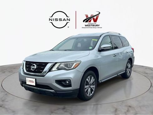 Used 2020 Nissan Pathfinder SL FWD image 4