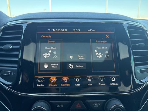 Used 2022 Jeep Grand Cherokee Limited image 18