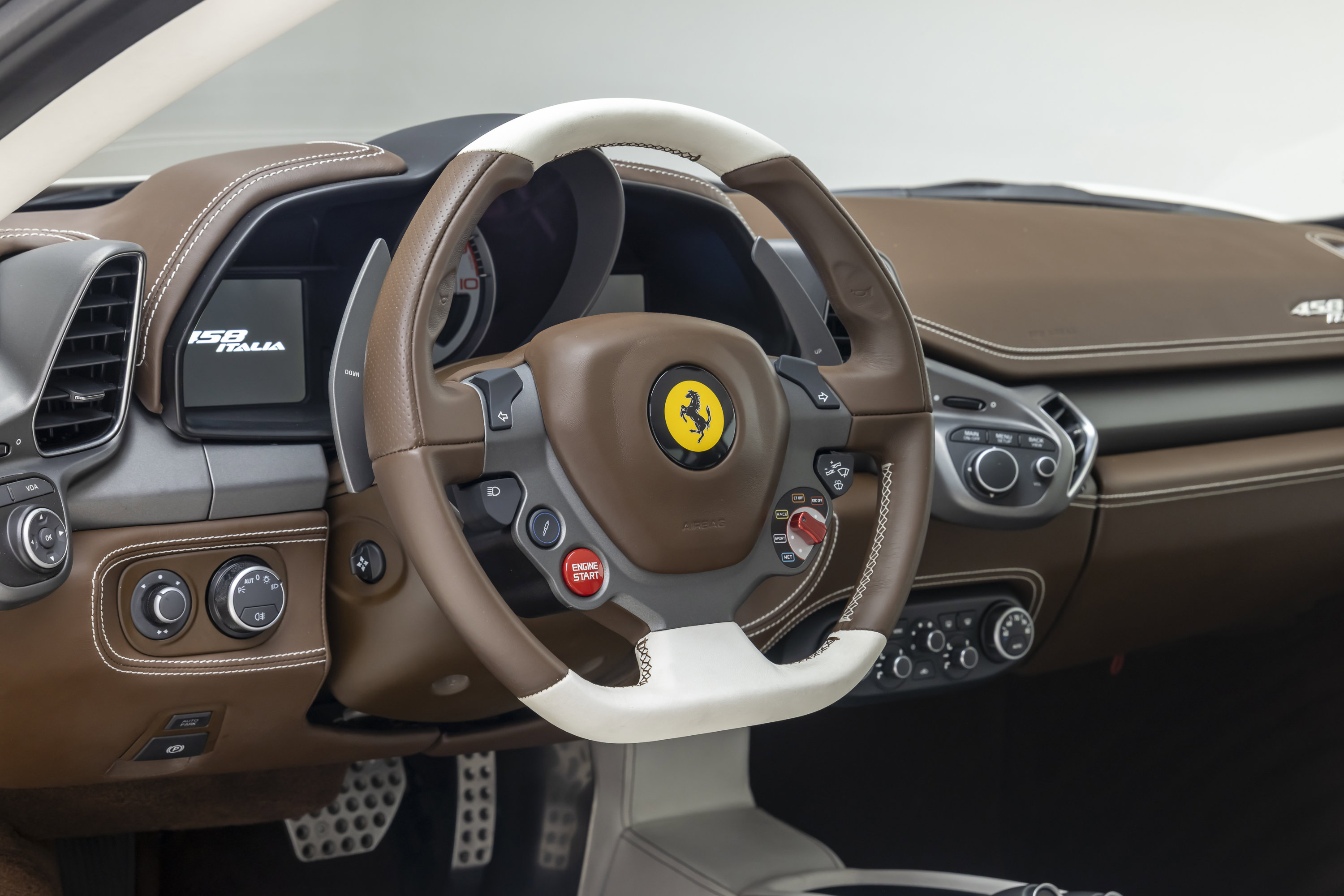 Certified 2014 Ferrari 458 Italia Coupe RWD image 76