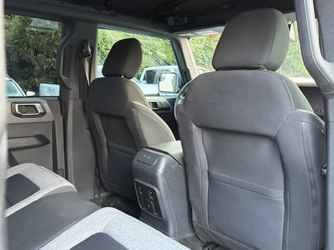 Used 2022 Ford Bronco 4-Door AWD/4WD image 17