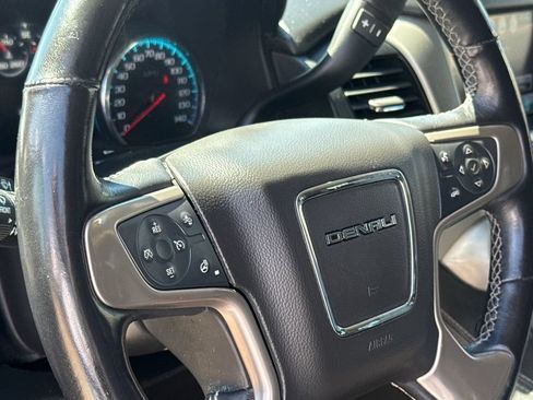 Used 2019 GMC Yukon XL Denali w/ Open Road Package AWD/4WD image 29