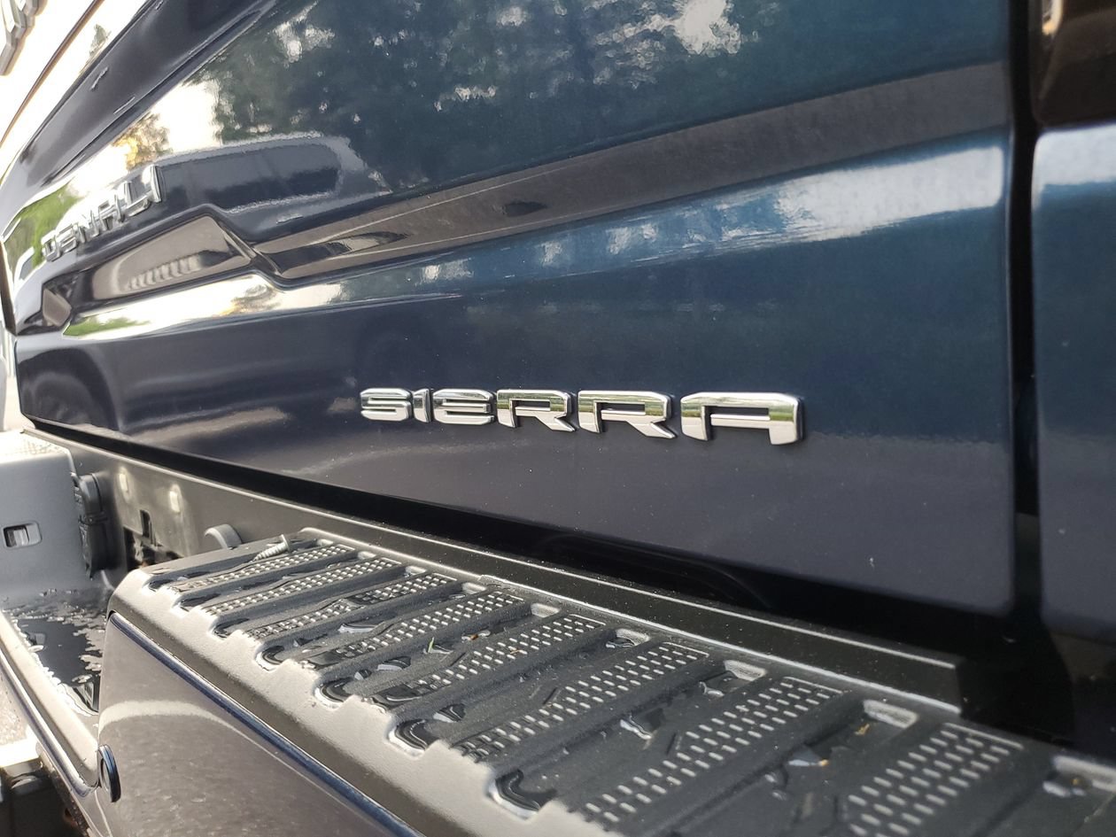 Used 2022 GMC Sierra 1500 Denali w/ Denali Premium Package AWD/4WD image 7