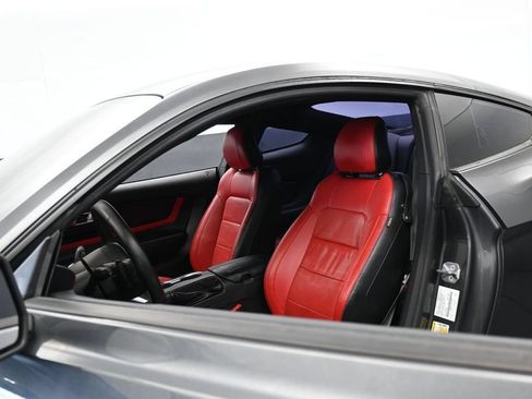 Used 2020 Ford Mustang GT Premium w/ Equipment Group 401A RWD image 10