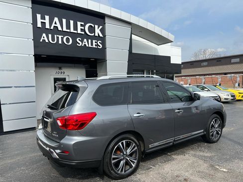 Used 2019 Nissan Pathfinder Platinum image 6