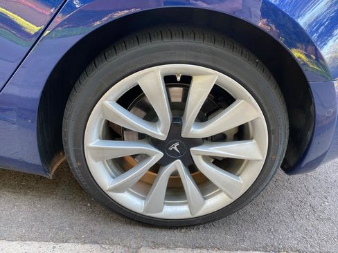 Used 2020 Tesla Model 3 Standard Range Plus RWD image 24