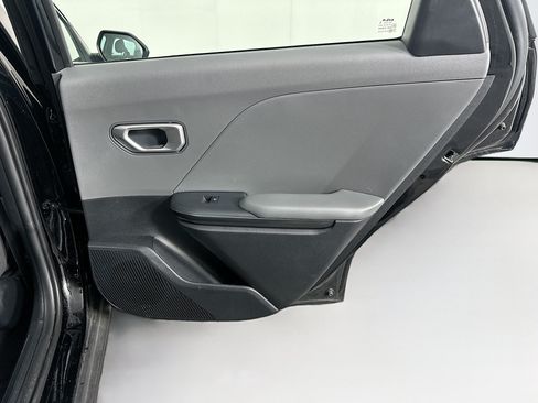 Used 2025 Kia K4 FWD image 28