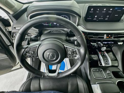 Used 2023 Acura MDX SH-AWD w/ Technology Package image 12