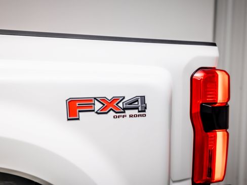 Used 2026 Ford F450 Platinum w/ Platinum Plus Package AWD/4WD image 15