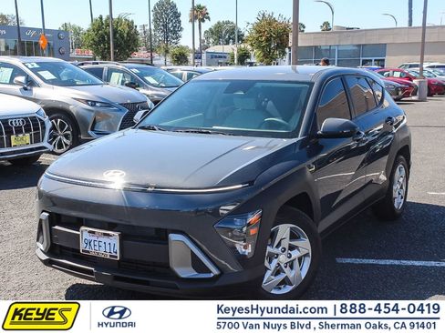 Used 2024 Hyundai Kona SE FWD image 1