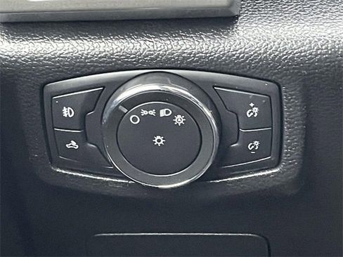 Used 2016 Ford F150 Lariat w/ Equipment Group 502A Luxury image 17