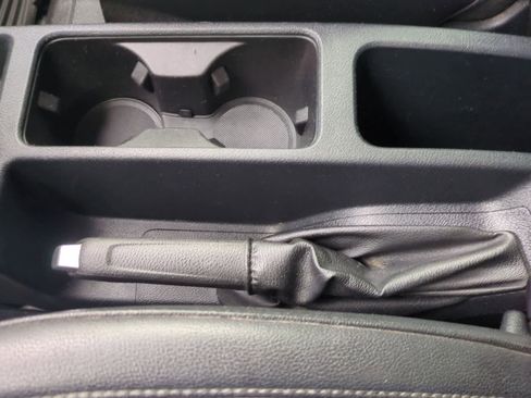 Used 2020 Ford Transit Connect XL image 32