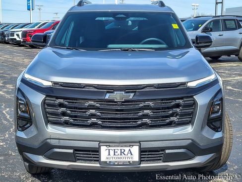 New 2026 Chevrolet Equinox LT w/ Convenience Package II AWD/4WD image 4