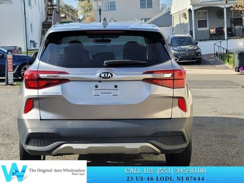 Used 2021 Kia Seltos LX image 5
