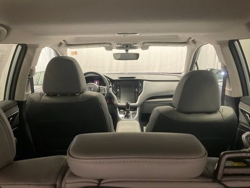 Used 2022 Subaru Outback Limited AWD/4WD image 14