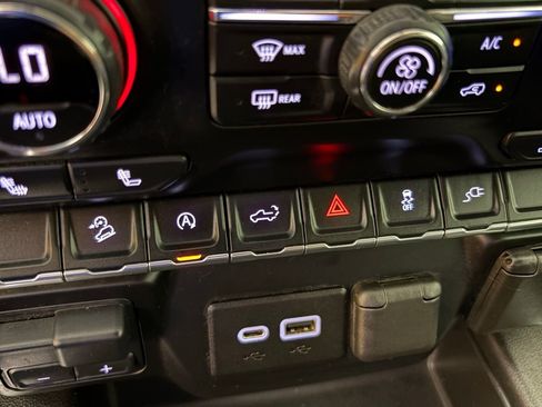 Used 2020 Chevrolet Silverado 1500 RST w/ All-Star Edition image 34