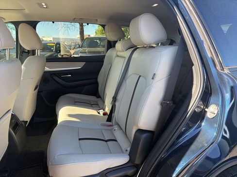 Used 2025 MAZDA CX-90 3.3 Turbo w/ Preferred Package image 9