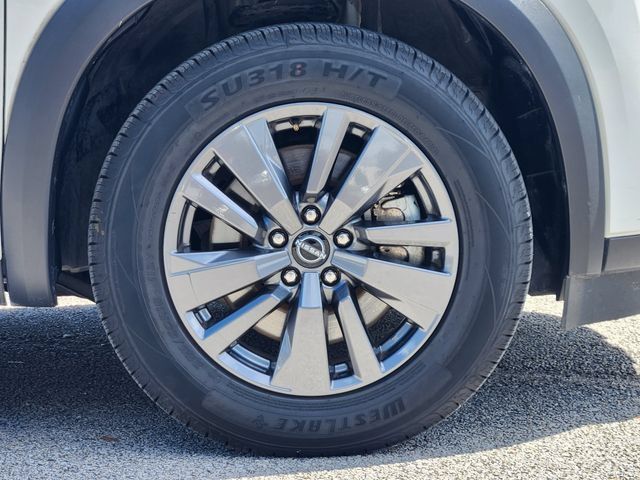 Used 2024 Nissan Pathfinder SV FWD image 11