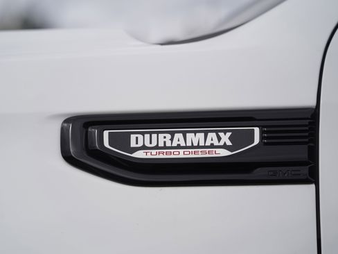 Used 2022 GMC Sierra 1500 Elevation image 34