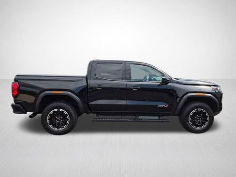 Used 2026 GMC Canyon AT4 w/ Technology Plus Package AWD/4WD image 11