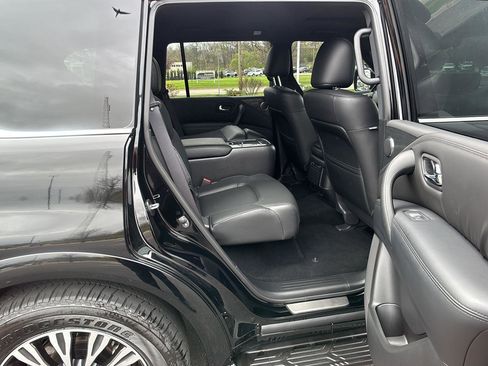 Used 2022 Nissan Armada SL w/ Midnight Edition Package AWD/4WD image 16