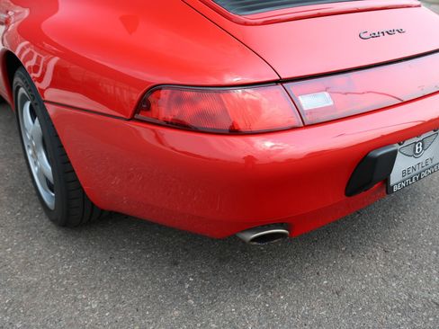 Used 1995 Porsche 911 Carrera RWD image 11