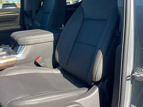 New 2026 GMC Sierra 1500 Elevation w/ Elevation Premium Package AWD/4WD image 12