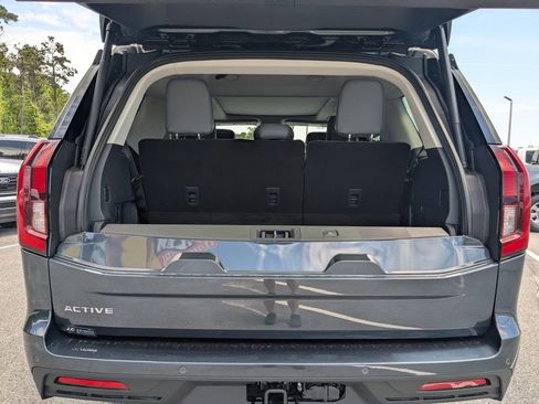 New 2026 Ford Expedition Active RWD image 34