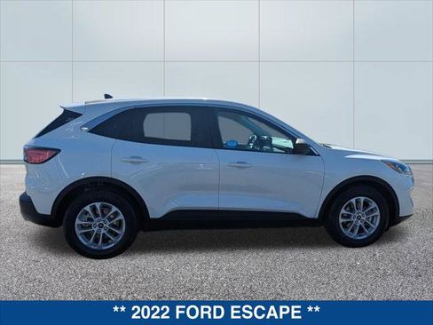 Used 2022 Ford Escape SE FWD image 6