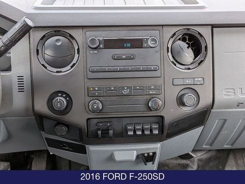 Used 2016 Ford F250 XL w/ Power Equipment Group AWD/4WD image 15