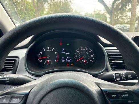 Used 2022 Kia Rio S image 26