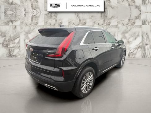 Used 2025 Cadillac XT4 Premium Luxury AWD/4WD image 5