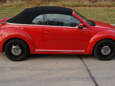 Used 2014 Volkswagen Beetle 2.5 image 33