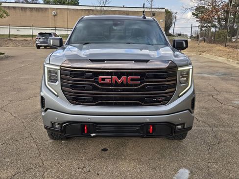 Used 2023 GMC Sierra 1500 AT4X image 25