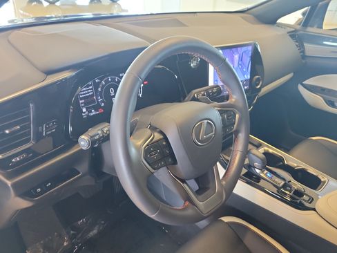 Certified 2024 Lexus NX 250 FWD image 25