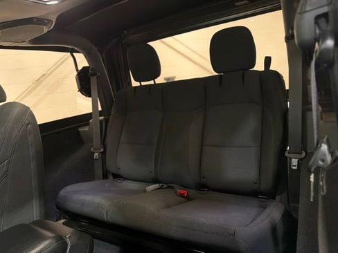 Used 2020 Jeep Wrangler Sport AWD/4WD image 13