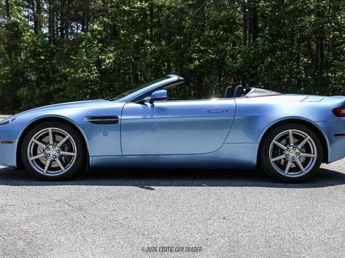 Used 2007 Aston Martin V8 Vantage Roadster RWD image 3