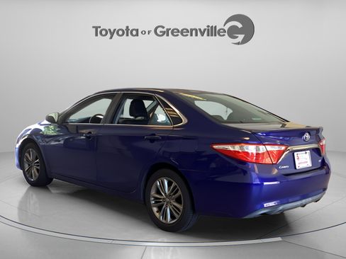 Used 2016 Toyota Camry SE FWD image 4