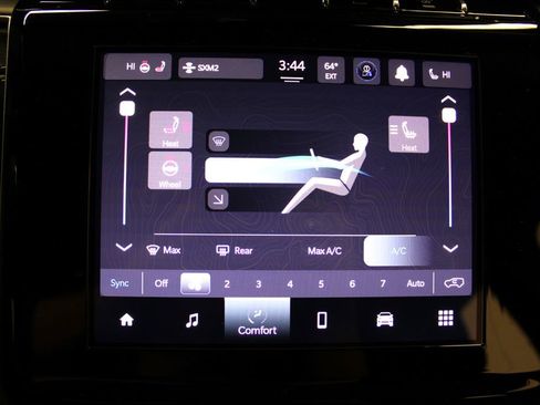 New 2025 Jeep Grand Cherokee Laredo X w/ Luxury Tech Group I image 16