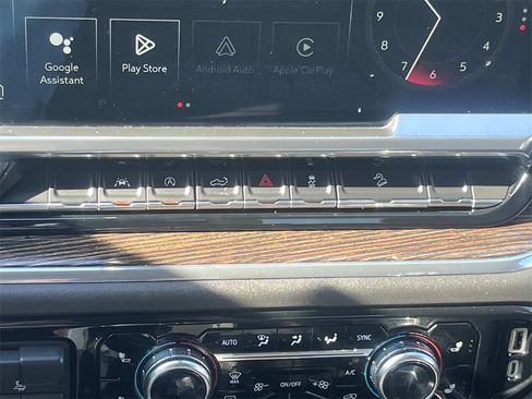 Used 2023 GMC Sierra 1500 Elevation image 24