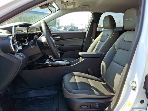 New 2026 Chevrolet Trax ACTIV w/ Driver Confidence Package FWD image 9